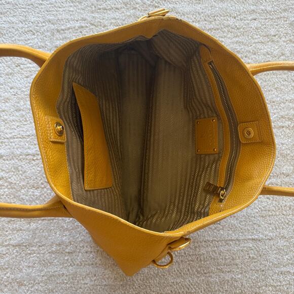 Authentic Prada mustard yellow leather tote bag - Picture 5 of 8